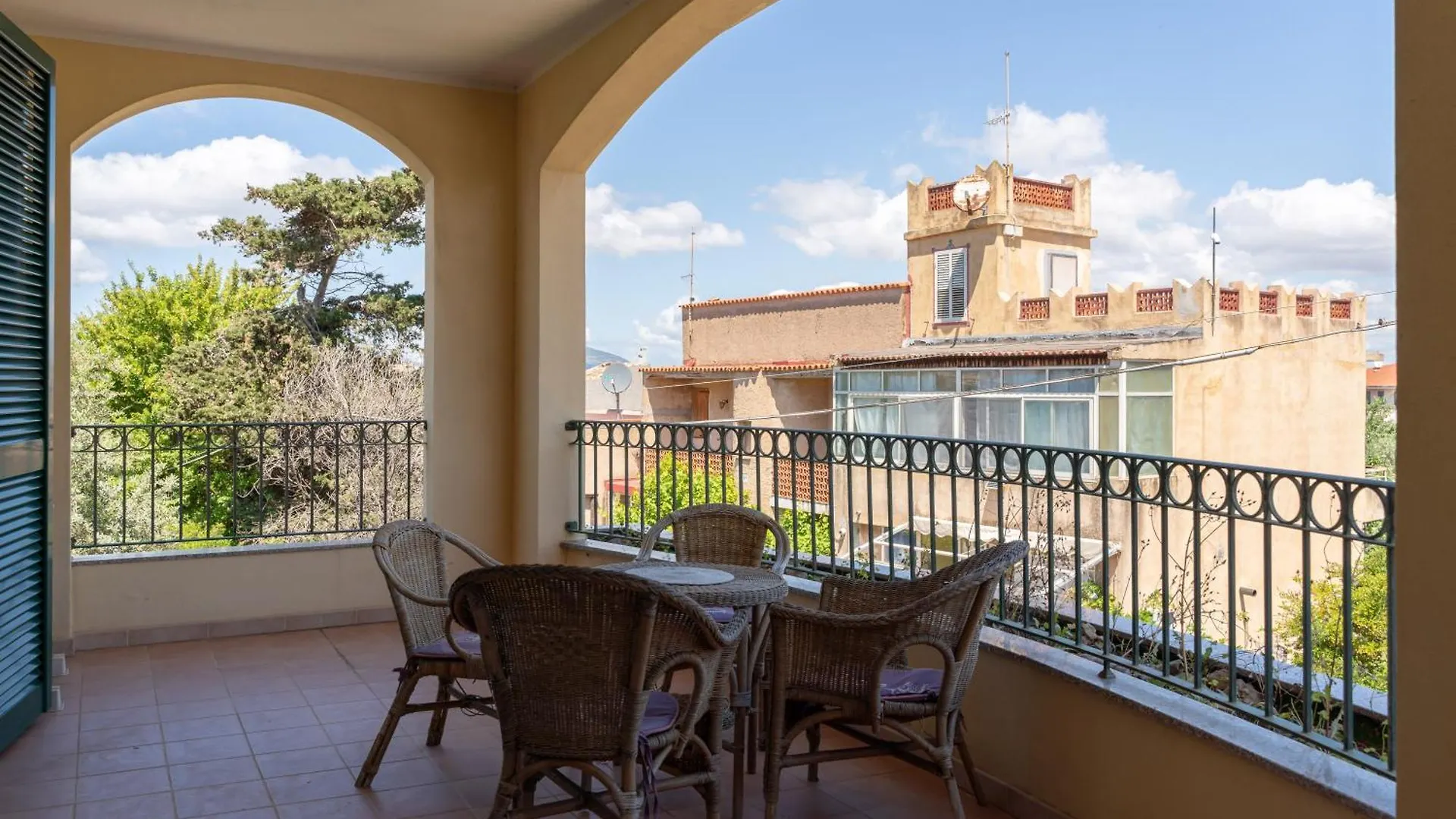 Villa Laconi Alghero 0*,  Itália